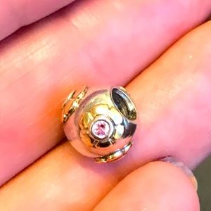 Pandora Raised Flower charm - Retired